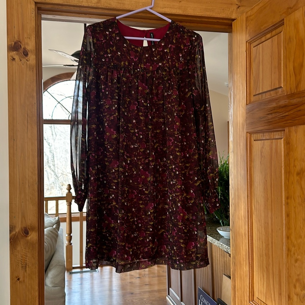 W118 by Walter Baker multicolored burgundy dress.